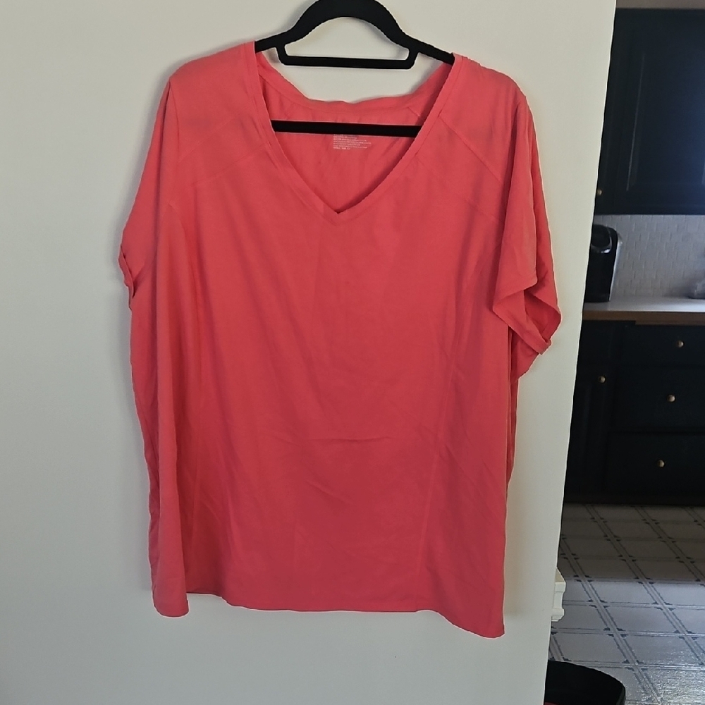 Livi Active Coral Short Sleeve V-Neck Tee